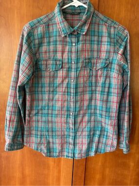 Beautiful Woolrich Teal and Red Plaid Long-Sleeve Button-Down Shirt Western Look